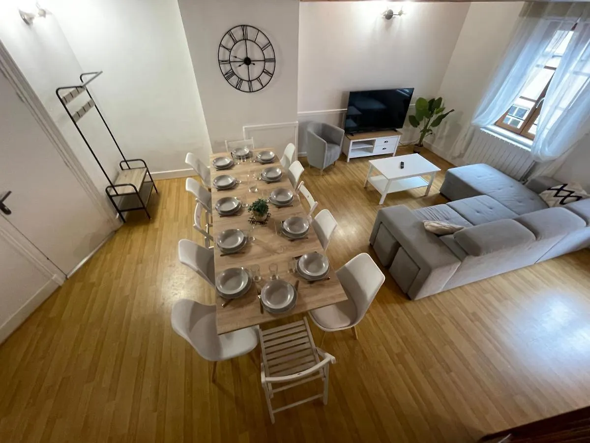 Apartment Le Double Pirou # 2 Appartements # Halte Auvergne Thiers France