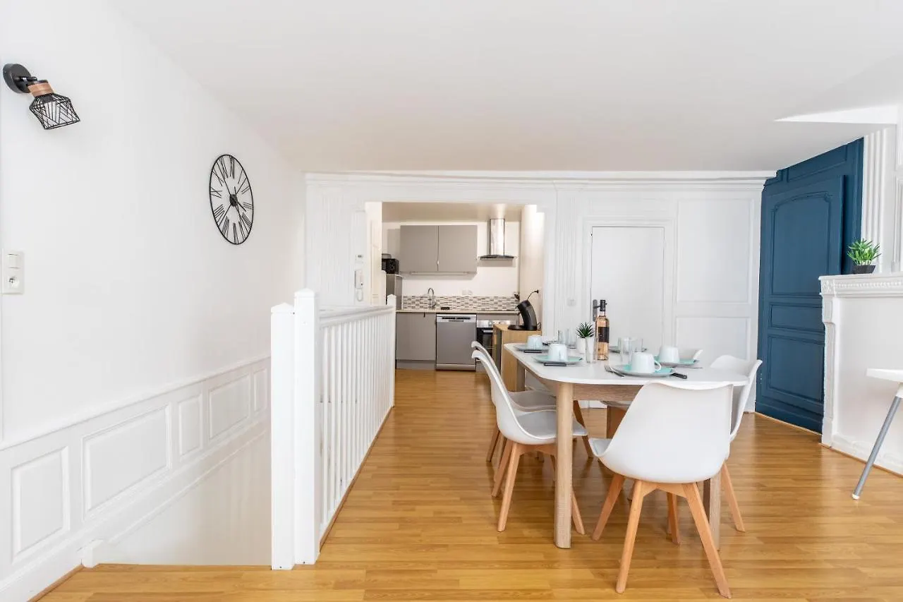 Le Double Pirou # 2 Appartements # Halte Auvergne Thiers