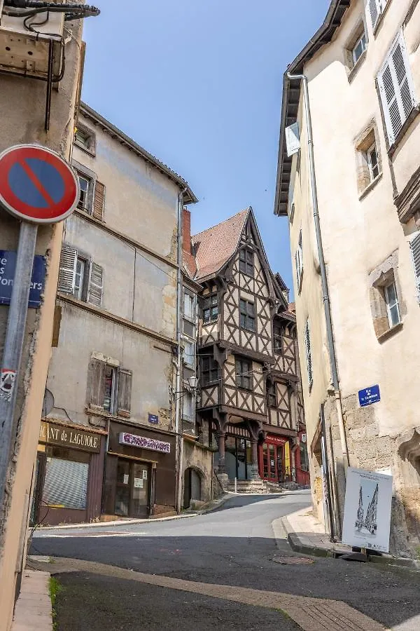 Le Double Pirou # 2 Appartements # Halte Auvergne Thiers