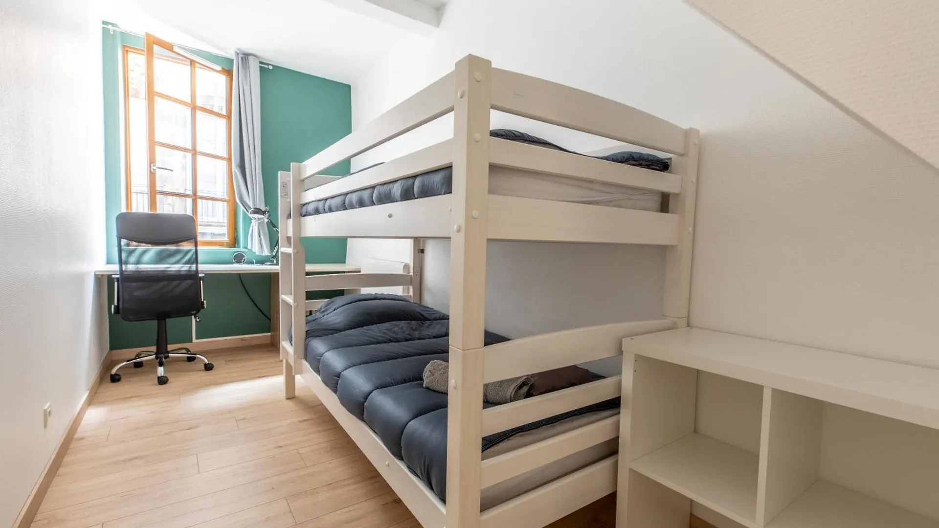 Le Double Pirou # 2 Appartements # Halte Auvergne Thiers